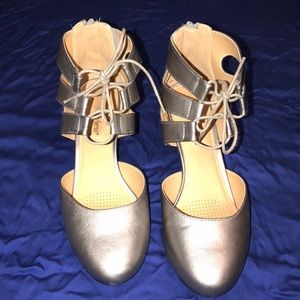 Comfort view zippered lace-up heels sz 8.5